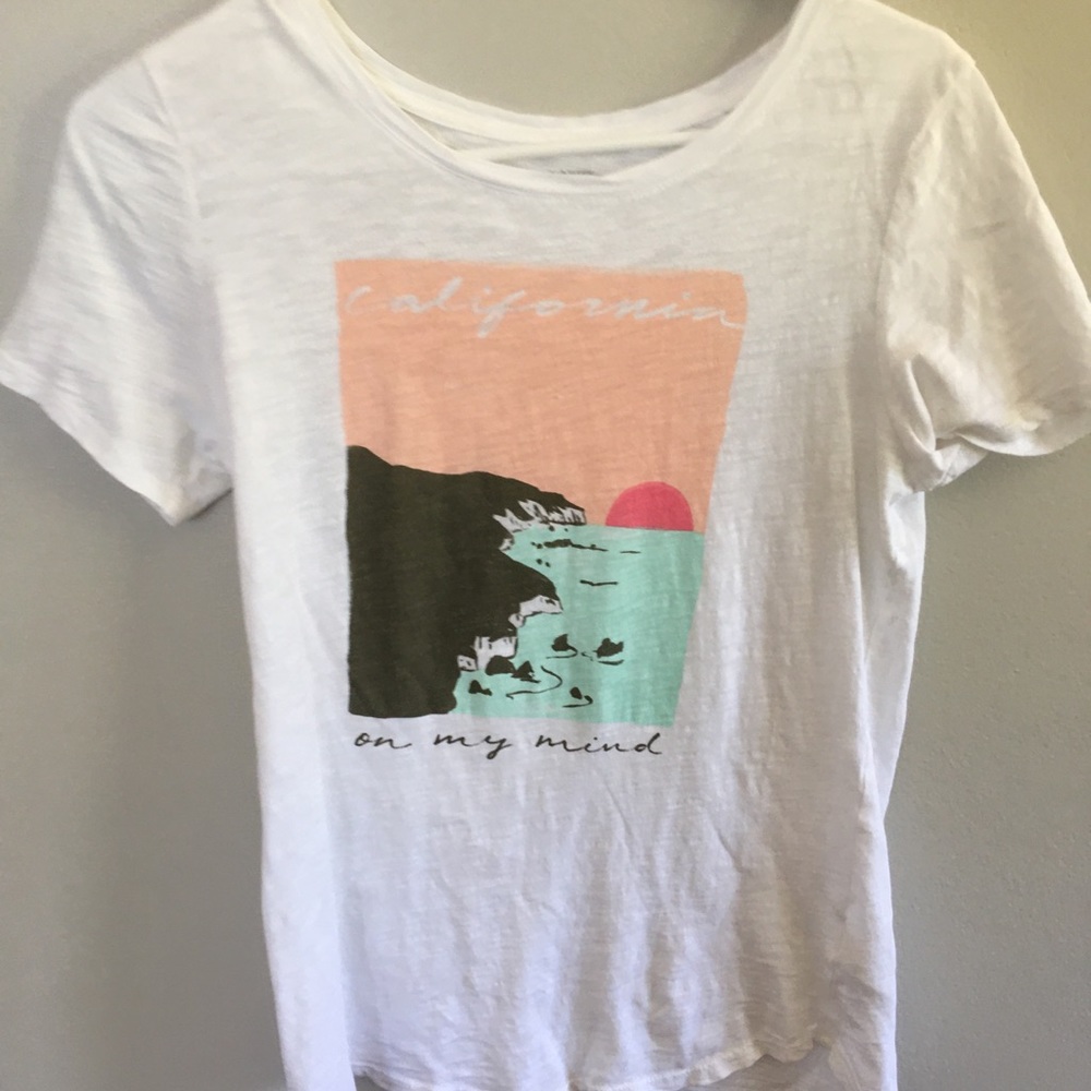 Old navy “California on my mind” T